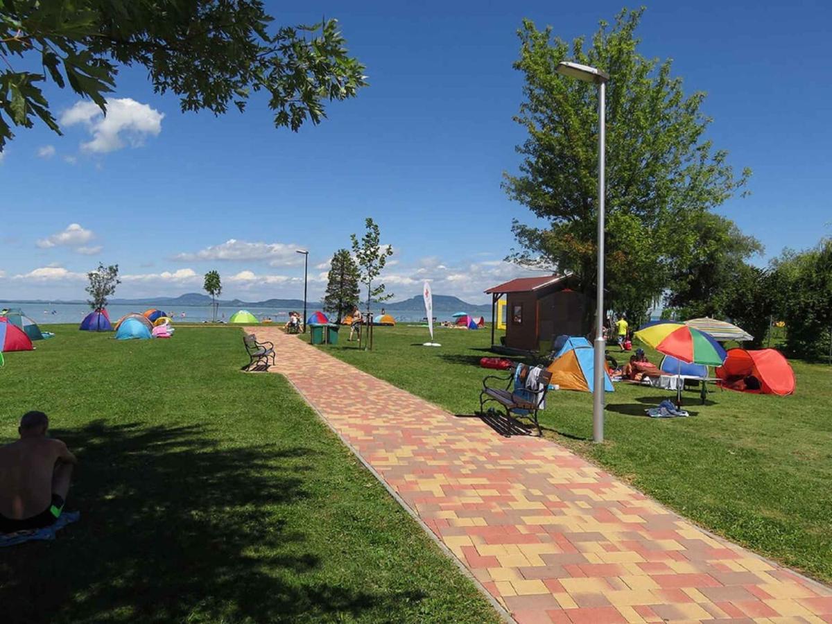 Holiday Home Balatonmariafurdo, Somogy 1 Balatonkeresztúr エクステリア 写真